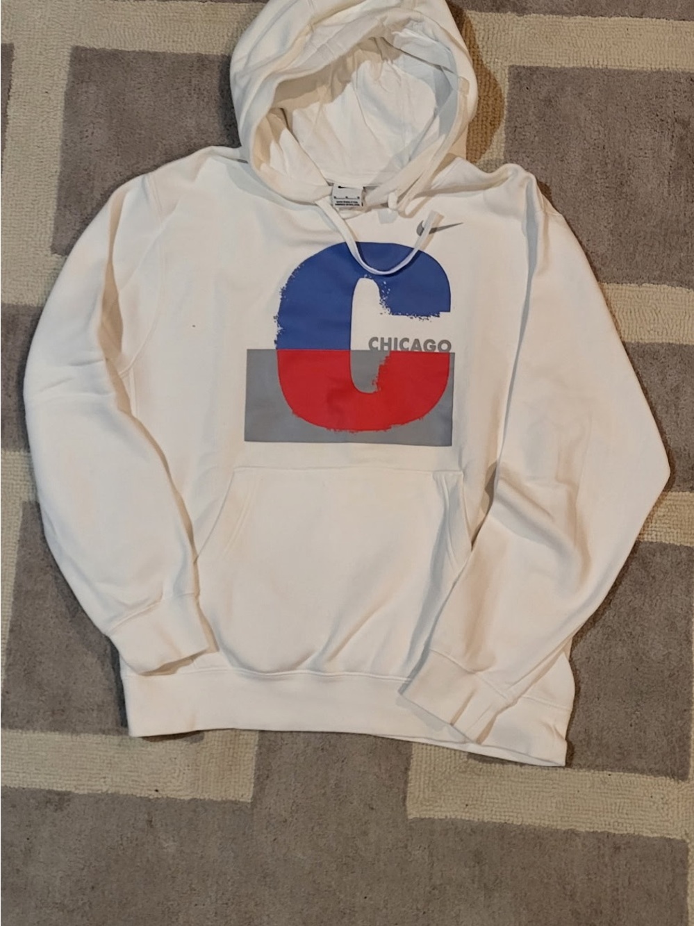 Nike White Pullover Hoodie with Blue & Red Chicago Graphic